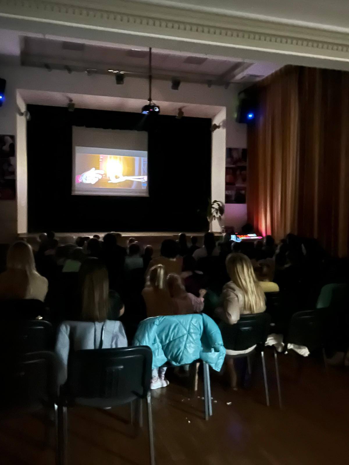 Kino pełne uśmiechów