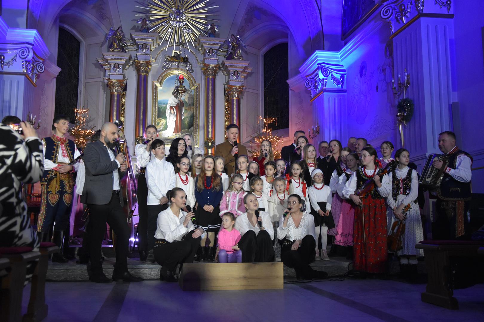 KONCERT KOLĘD I PASTORAŁEK