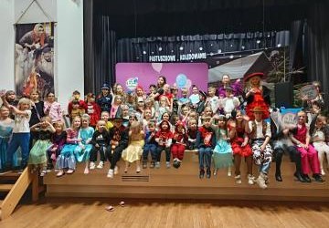 Karnawałowa zabawa dla dzieci