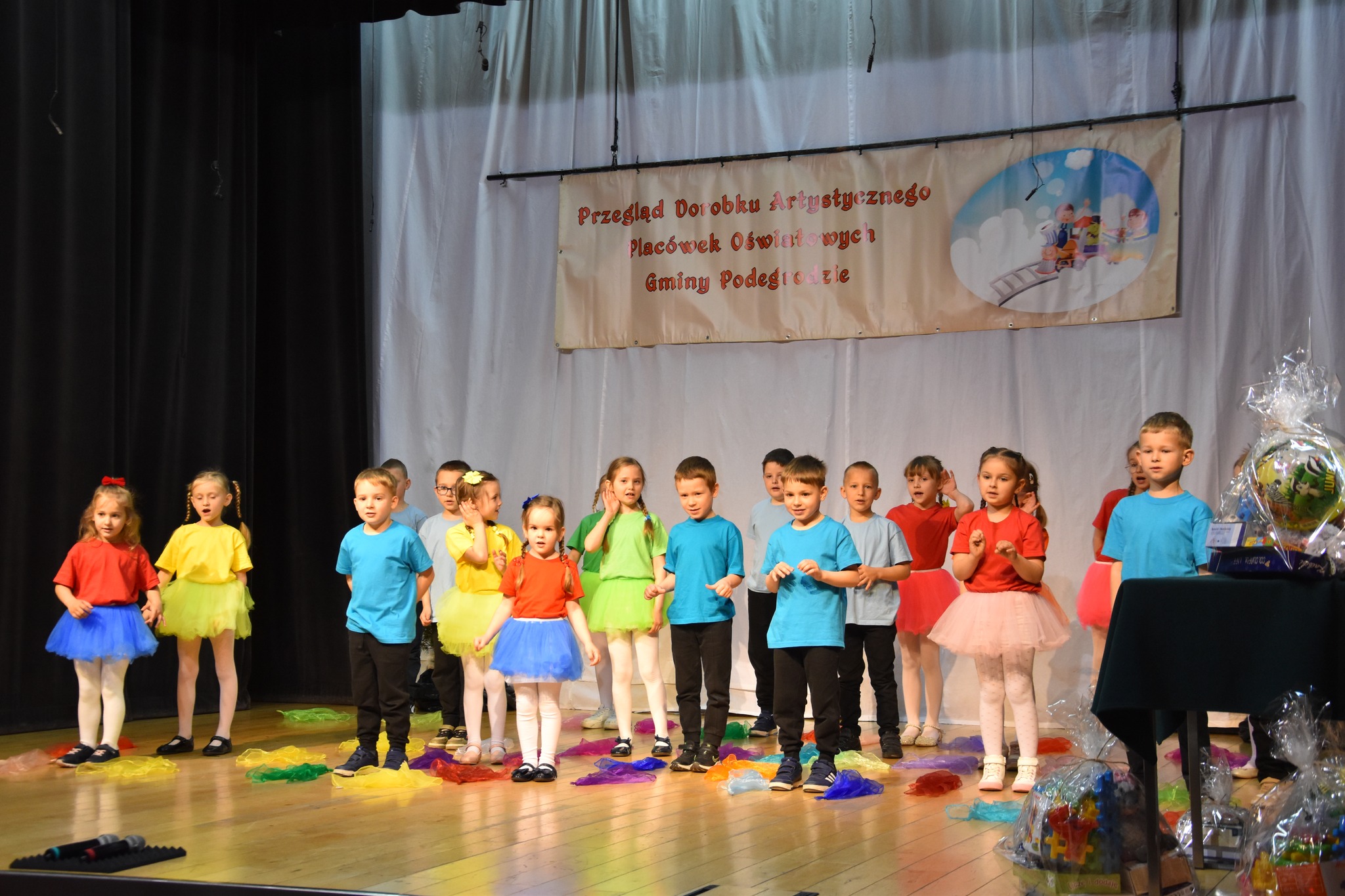 Przegląd Dorobku Artystycznego Placówek Oświatowych Gminy Podegrodzie
