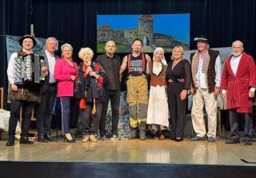 Wyjątkowy wieczór teatralny w Gminnym Ośrodku Kultury w Podegrodziu!